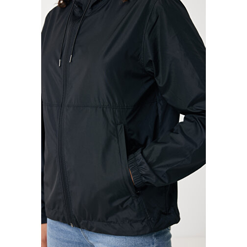 Iqoniq Logan Lightweight Jacke Aus Recyceltem Polyester , schwarz, 100% recyceltes Polyester, L, 74,00cm x 0,50cm (Länge x Höhe), Bild 17